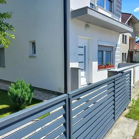 Ceif House * Bihac